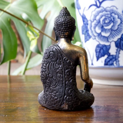 Buddha Holding a Water Jar (Antique)