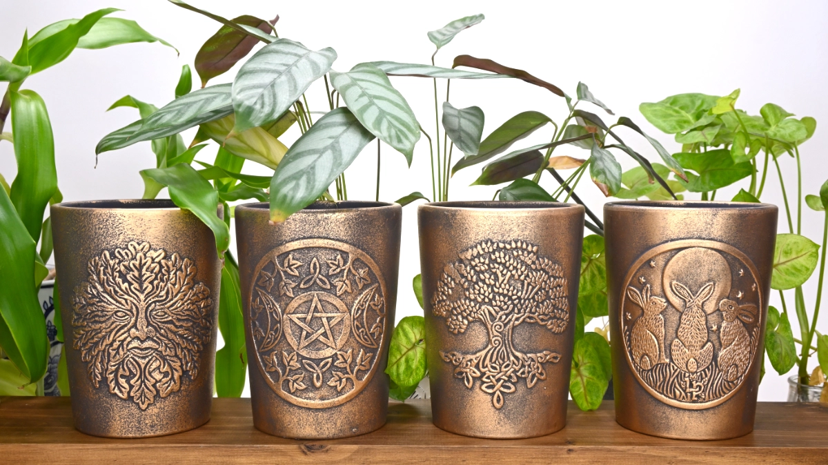Mythic Plant Pot